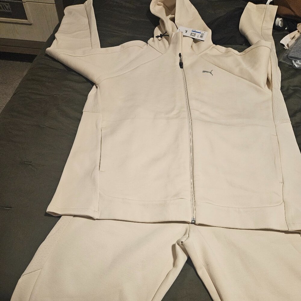 Puma dry cell sweat suit